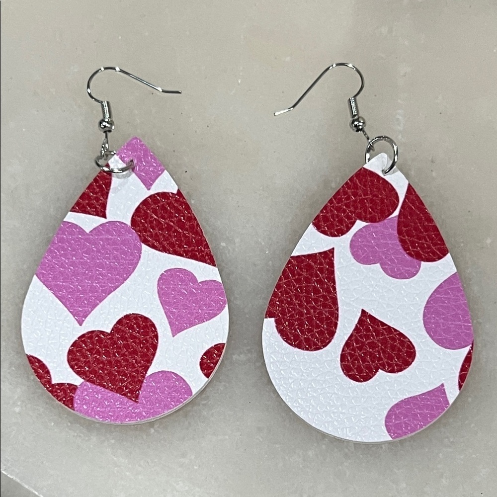Heart Motif Teardrop Earrings in Red and Pink